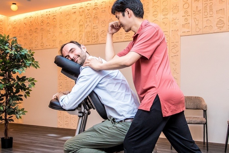Photo amma seated massage